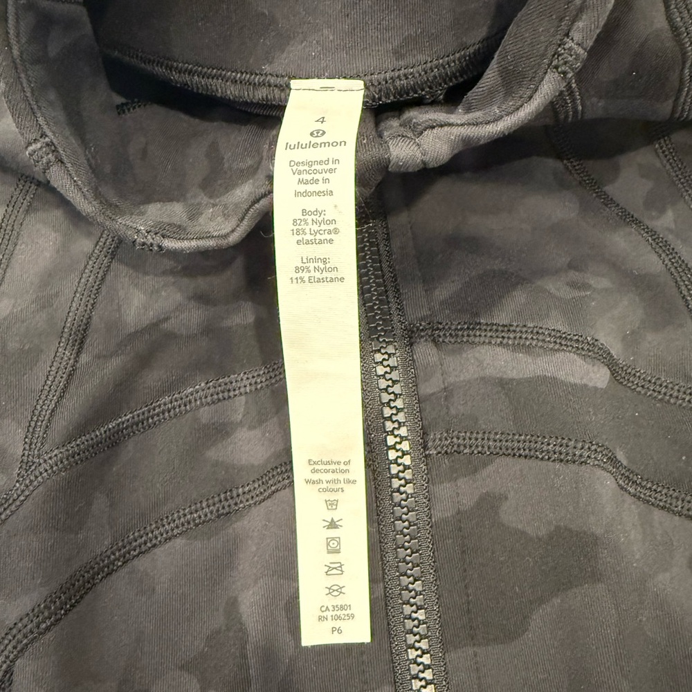 Lululemon camo black grey Define Luon jacket size 4 - Picture 4 of 7